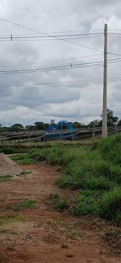 Vende-se Lote de 360m² em Vale dos Araçás 