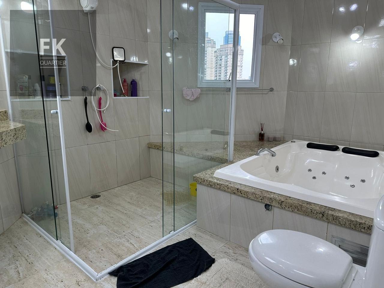 Casa à venda com 4 quartos, 3 suítes, 4 vagas e 308m² no Alphaville, Santana de Parnaíba (SP) — foto 16 de 30