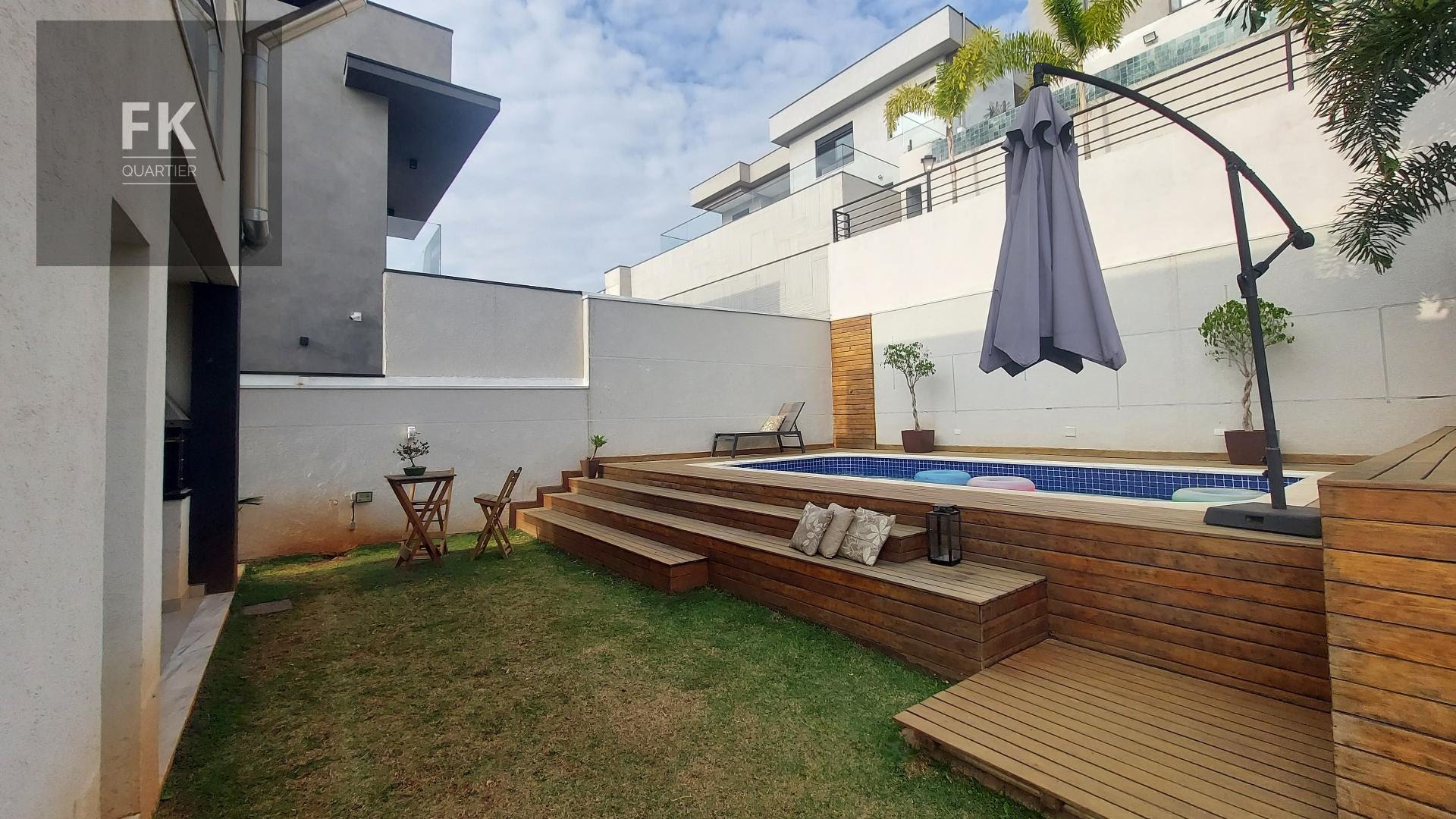Casa à venda com 3 quartos, 3 suítes, 4 vagas e 268m² no Suru, Santana de Parnaíba (SP) — foto 24 de 29