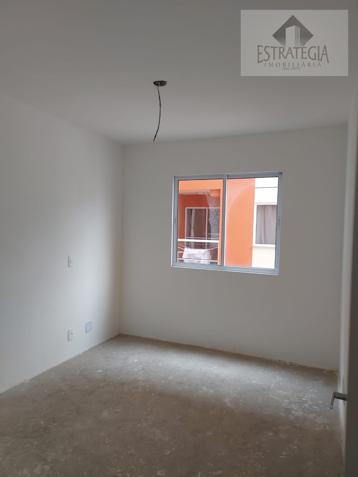 Apartamento à venda com 2 quartos, 1 banheiro, 1 vaga e 60m² no Corrêas, Petrópolis (RJ) — foto 10 de 13