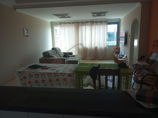 Casa à Venda e Locação em Jardim Áurea, Poá | 230m²