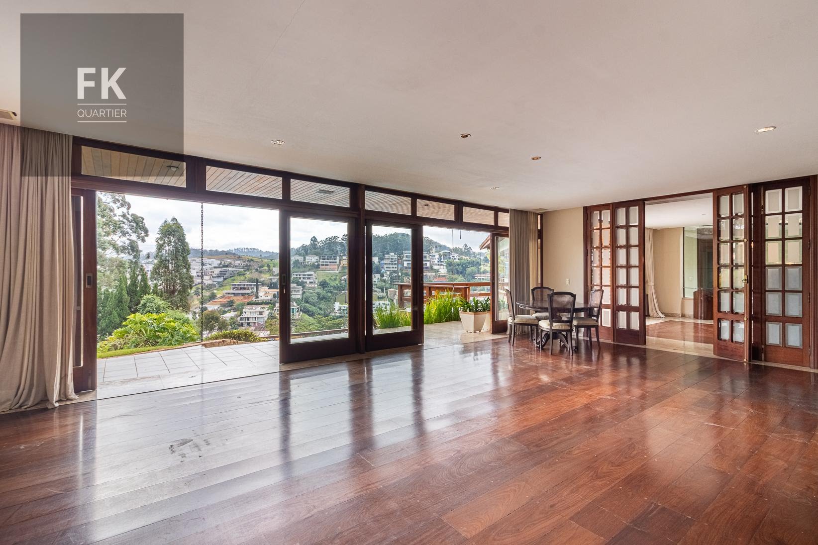 Casa à venda com 4 quartos, 4 suítes e 3800m² no Residencial Tamboré, Barueri (SP) — foto 6 de 30