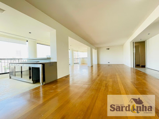 Apartamento à Venda e Locação em Sumaré SP, 215m², 3 Suítes