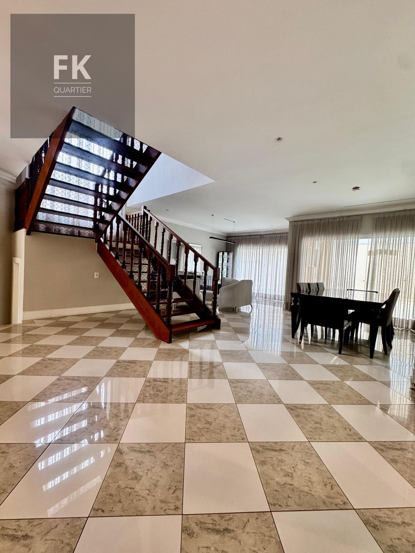 Casa para alugar com 4 quartos, 2 suítes, 4 vagas e 450m² no Alphaville, Santana de Parnaíba (SP) — foto 4 de 22