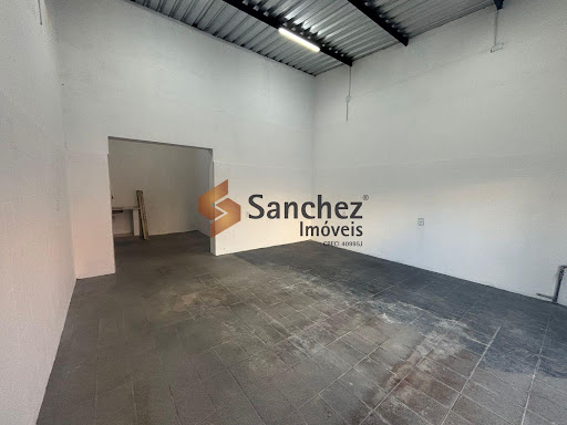 Salão Comercial para locação no Centro com 1 banheiro