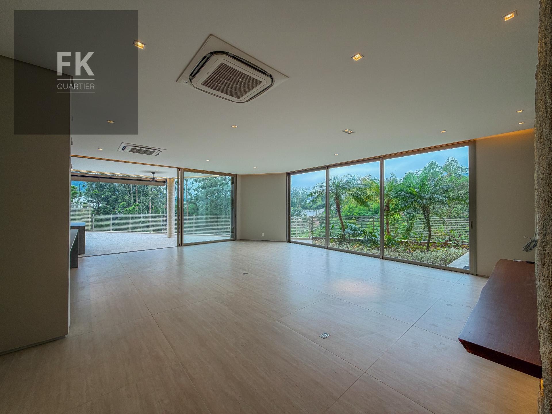 Casa à venda com 5 quartos, 5 suítes, 6 vagas e 480m² no Tamboré, Barueri (SP) — foto 7 de 30