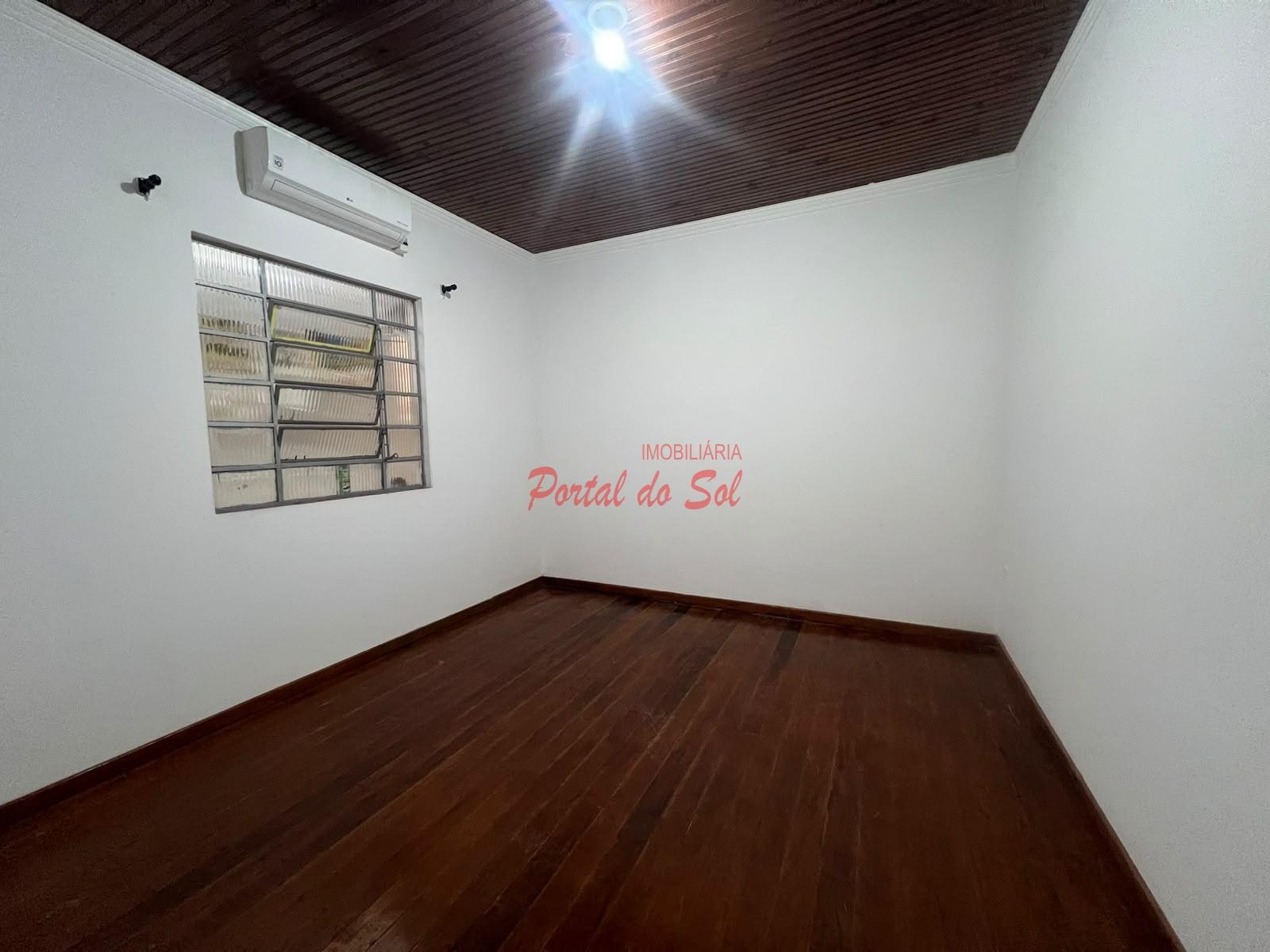 Casa para alugar com 3 quartos e 1 banheiro no Centro, Santo Antônio da Platina (PR) — foto 7 de 9