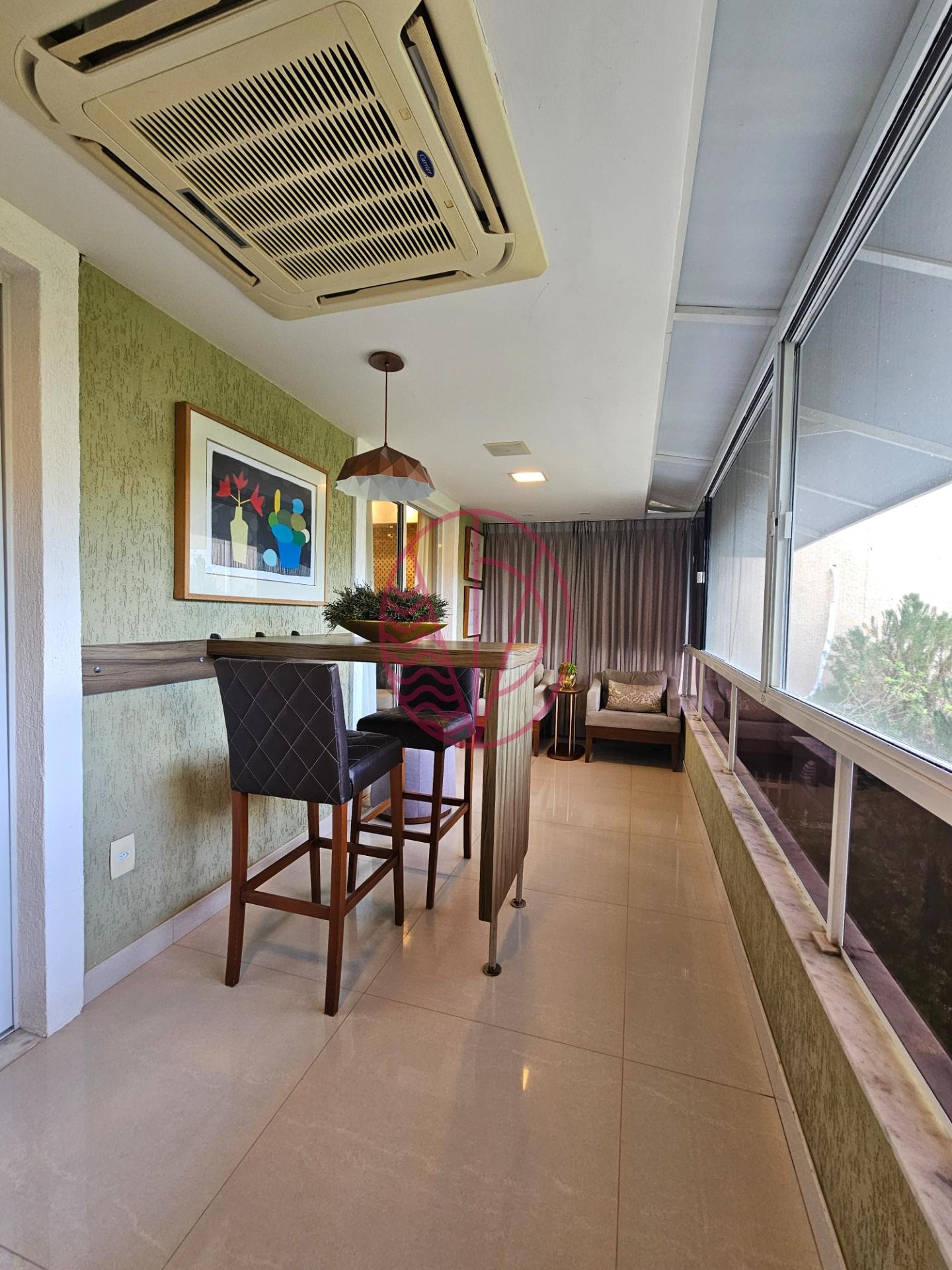 Casa à venda com 4 quartos, 4 suítes, 4 vagas e 300m² no Pituaçu, Salvador (BA) — foto 12 de 30
