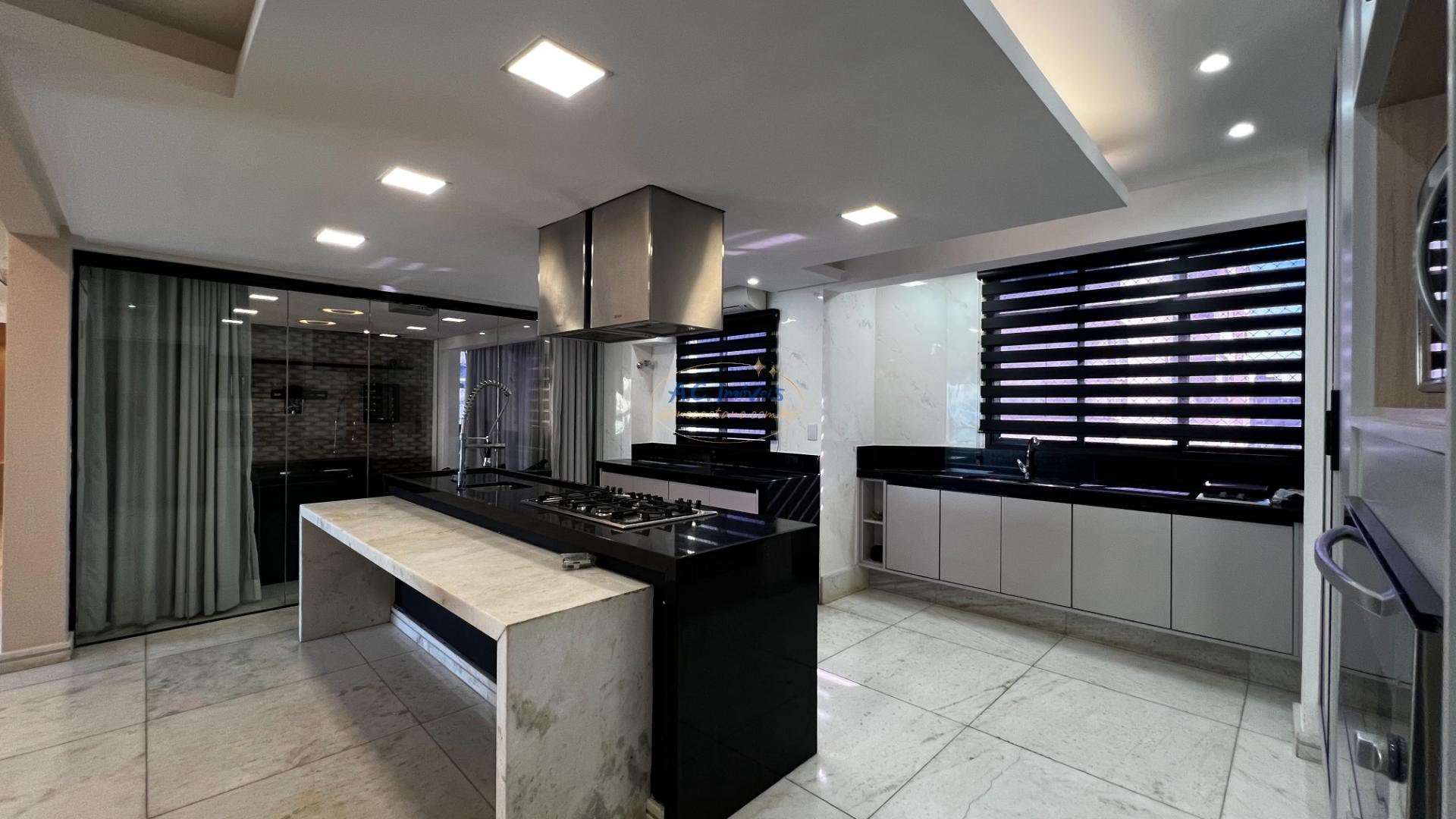 Cobertura à venda com 3 quartos, 3 suítes, 3 vagas e 257m² no Canto do Forte, Praia Grande (SP) — foto 18 de 30