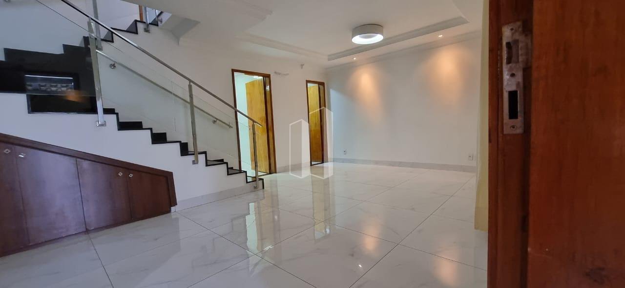 Casa à venda com 3 quartos, 1 suíte, 3 vagas e 130m² no Jardim Planalto, Goiânia (GO) — foto 2 de 30