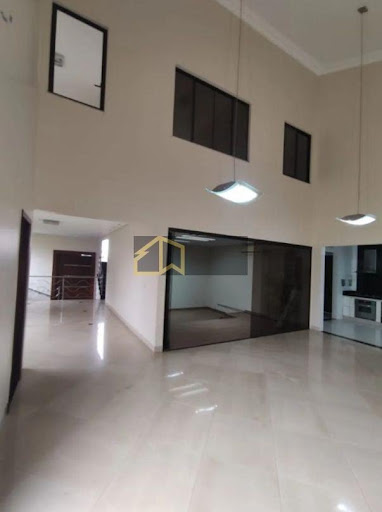 Casa de Condomínio em Alphaville Araguaia  -  Goiânia