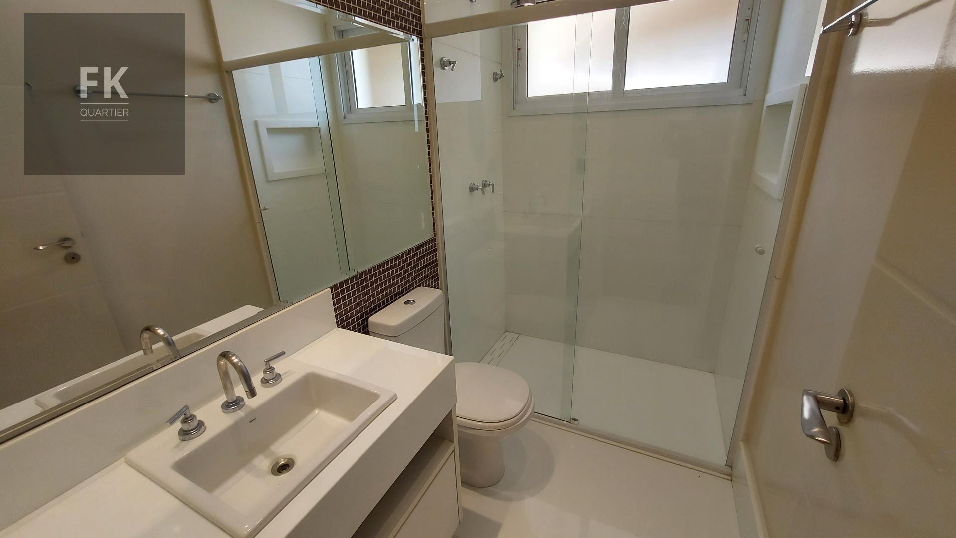 Casa à venda com 5 quartos, 5 suítes, 4 vagas e 985m² no Alphaville, Barueri (SP) — foto 28 de 30