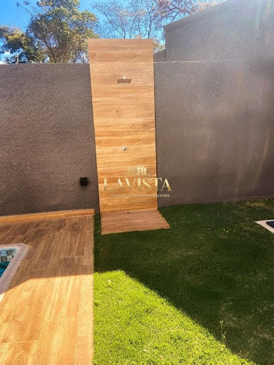 IMAGEM DA DUCHA DA PISCINA 