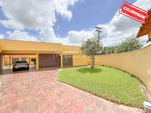 Casa, 3 quartos, 259 m² - Foto 1