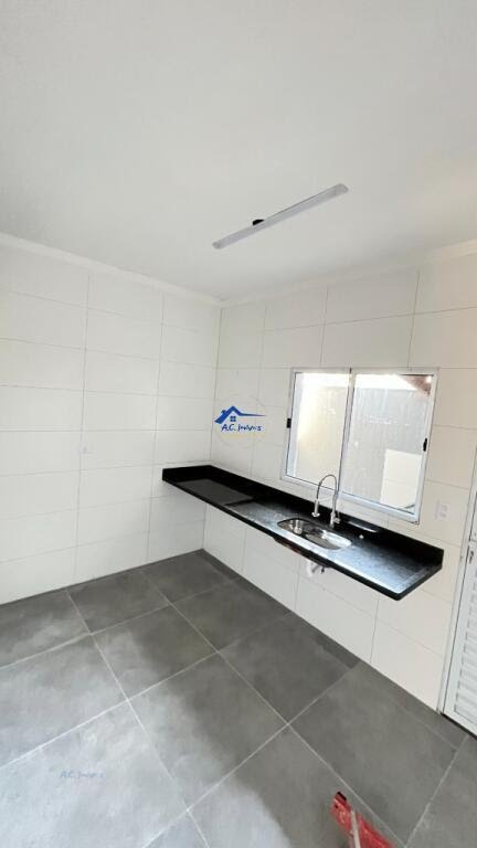 Casa à venda com 2 quartos, 2 banheiros, 1 vaga e 71m² no Vila Sonia, Praia Grande (SP) — foto 9 de 11