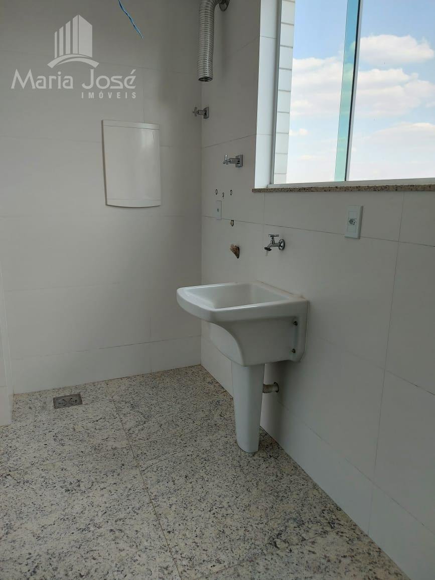 Cobertura à venda com 4 quartos, 1 suíte, 3 vagas e 200m² no Jardim Cambui, Sete Lagoas (MG) — foto 14 de 30