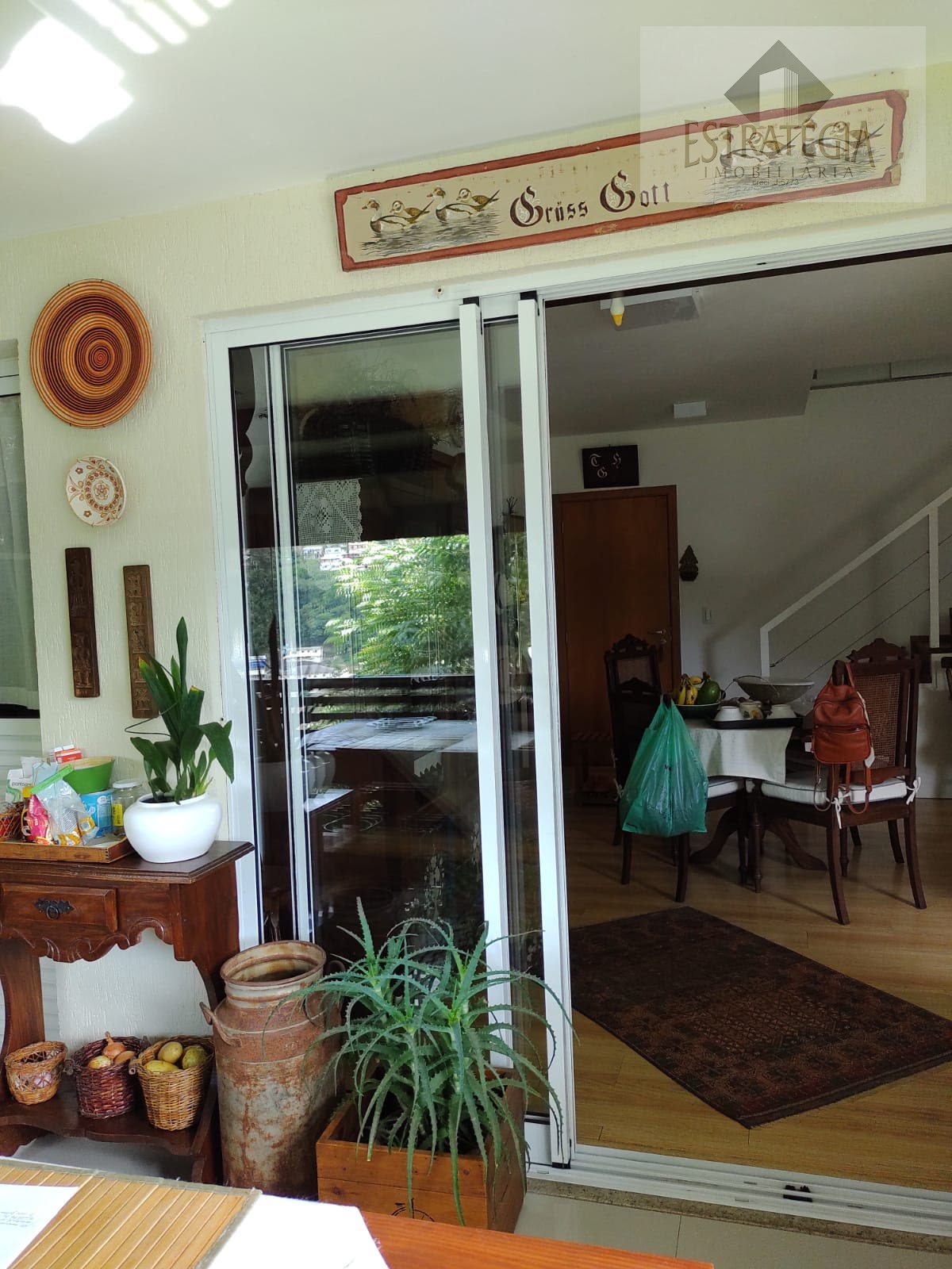 Apartamento à venda com 3 quartos, 1 suíte, 2 vagas e 120m² no Nogueira, Petrópolis (RJ) — foto 16 de 18