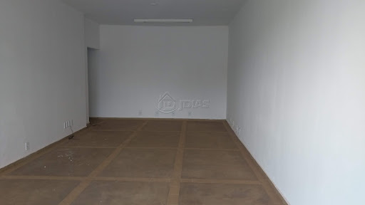 Loja / Salão em Centro - Jaboticabal, SP