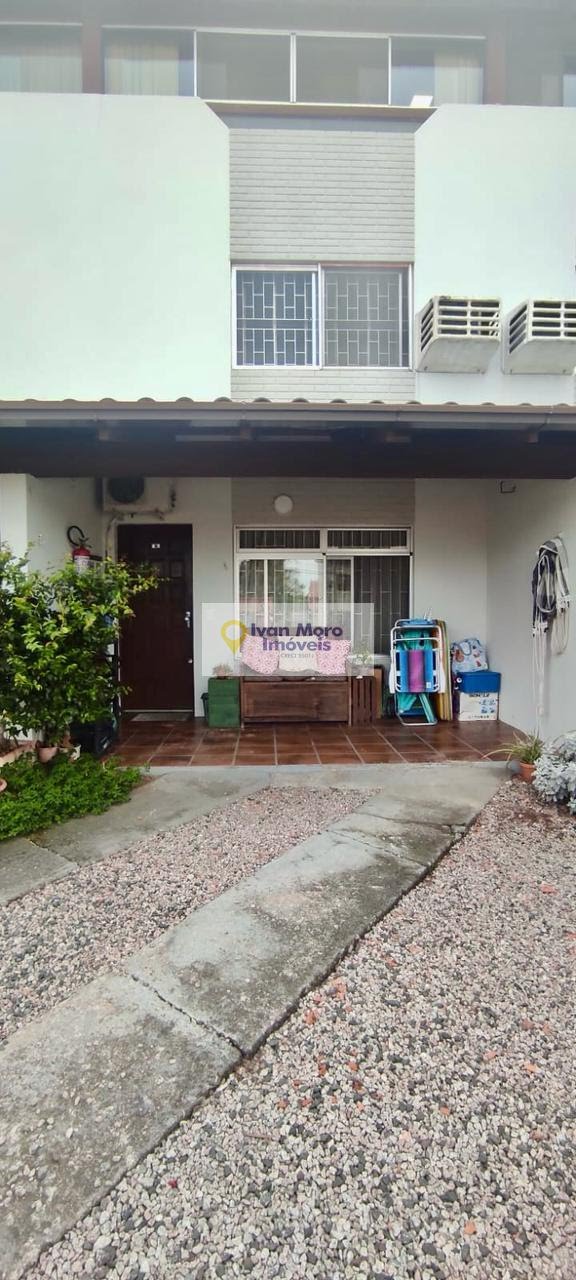 Apartamento à venda com 2 quartos, 1 banheiro, 1 vaga e 83m² no Canasvieiras, Florianópolis (SC) — foto 16 de 18