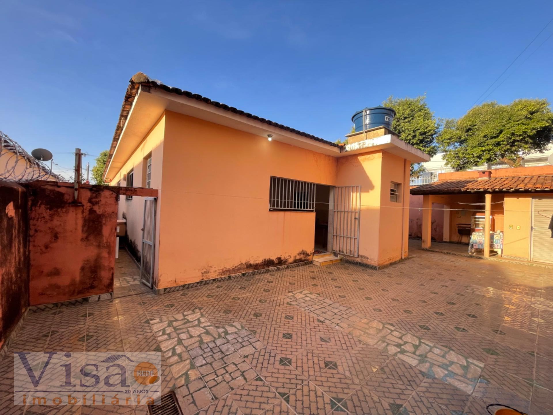 Casa à venda com 4 quartos, 2 suítes, 3 vagas e 200m² no Bairro Vila Mariana, Paracatu (MG) — foto 6 de 16