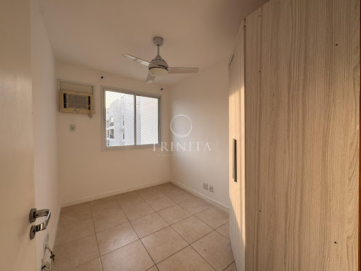 quarto-trinitaimobiliaria-maayan