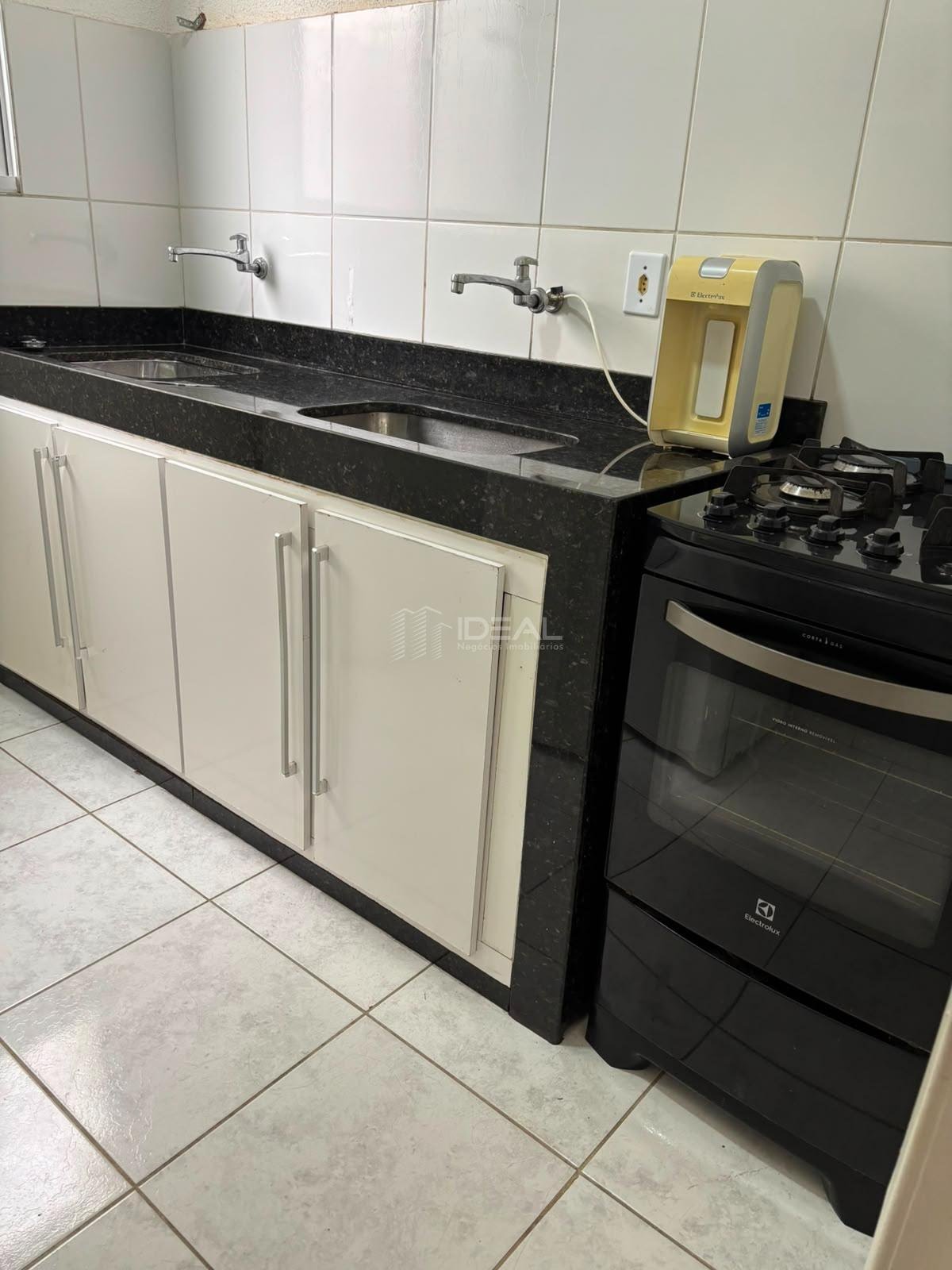 Apartamento à venda com 2 quartos, 1 banheiro, 2 vagas e 48m² no Parque Tarcisio Miranda, Campos dos Goytacazes (RJ) — foto 9 de 14