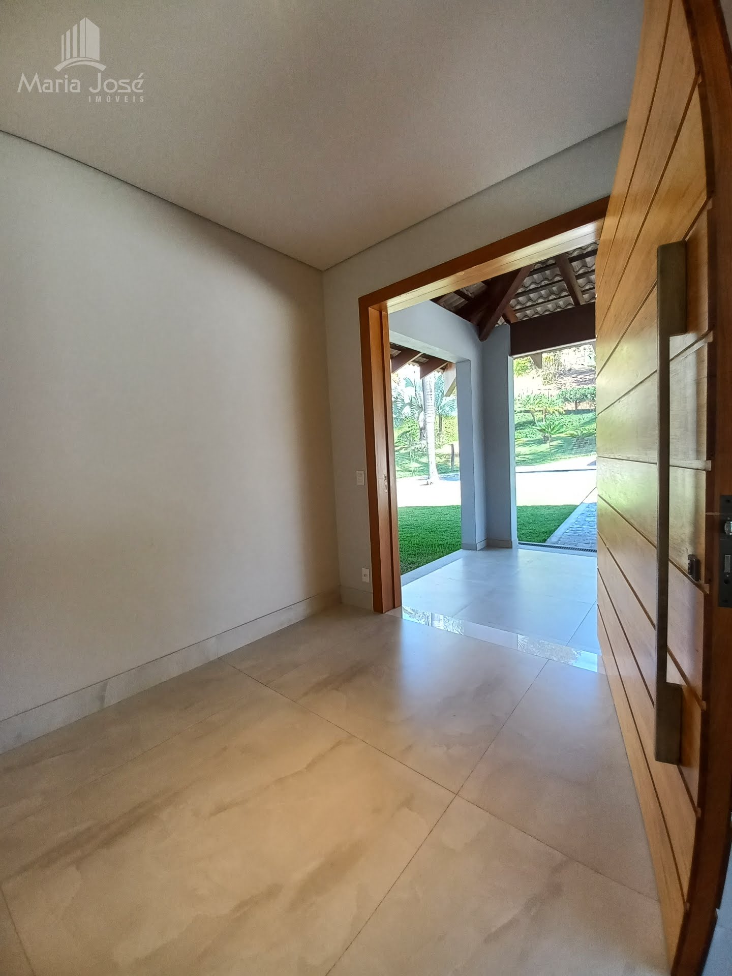Casa à venda com 3 quartos, 3 suítes, 4 vagas e 400m² no Condomínio Lagos do Moinho, Sete Lagoas (MG) — foto 8 de 30