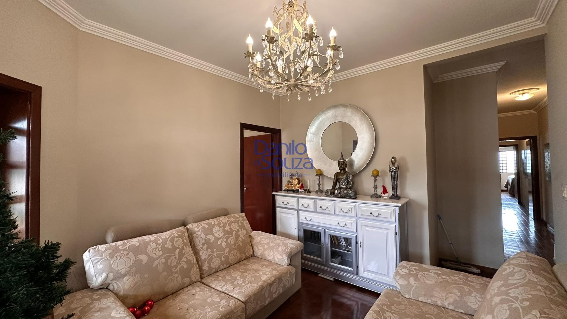 Casa à venda com 3 quartos, 1 suíte, 2 vagas e 411m² no Vila Andrea, Araxá (MG) — foto 4 de 18
