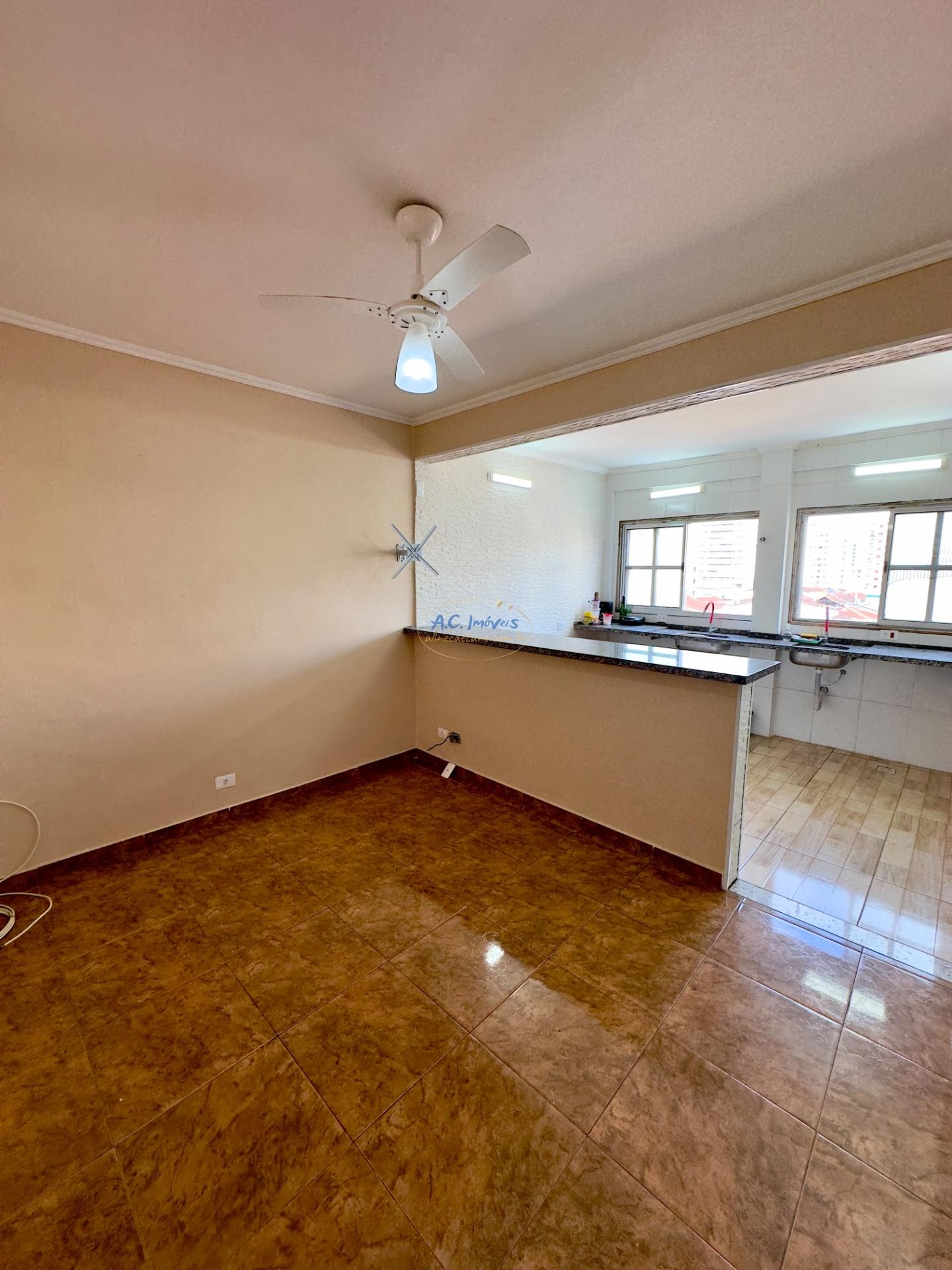 Apartamento à venda com 1 quarto, 1 banheiro, 1 vaga e 41m² no Vila Tupi, Praia Grande (SP) — foto 2 de 10