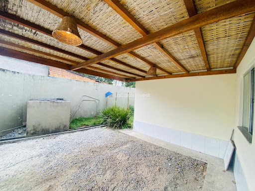 Casa 2 Dormitórios à Venda em Santiago, Porto Seguro - R$580mil