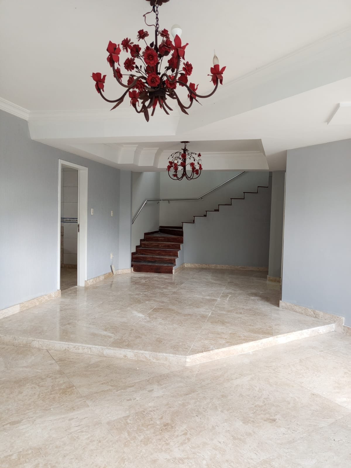Comercial para alugar com 3 banheiros, 6 vagas e 380m² no Lagoa Salgada, Feira de Santana (BA) — foto 7 de 30