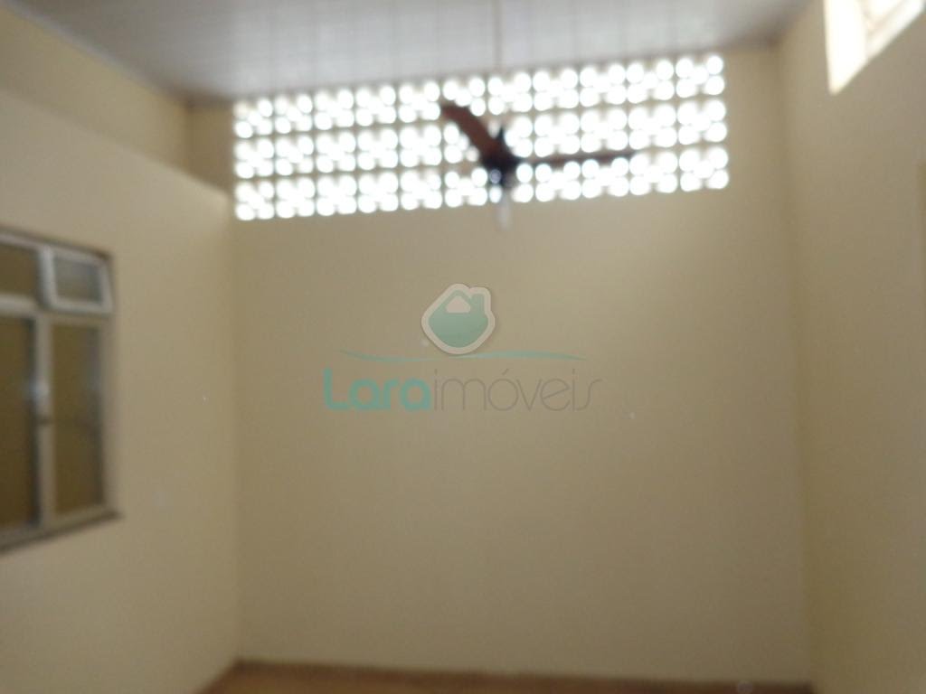 Casa à venda com 3 quartos, 1 suíte, 1 vaga e 100m² no Centro, Macaé (RJ) — foto 18 de 30