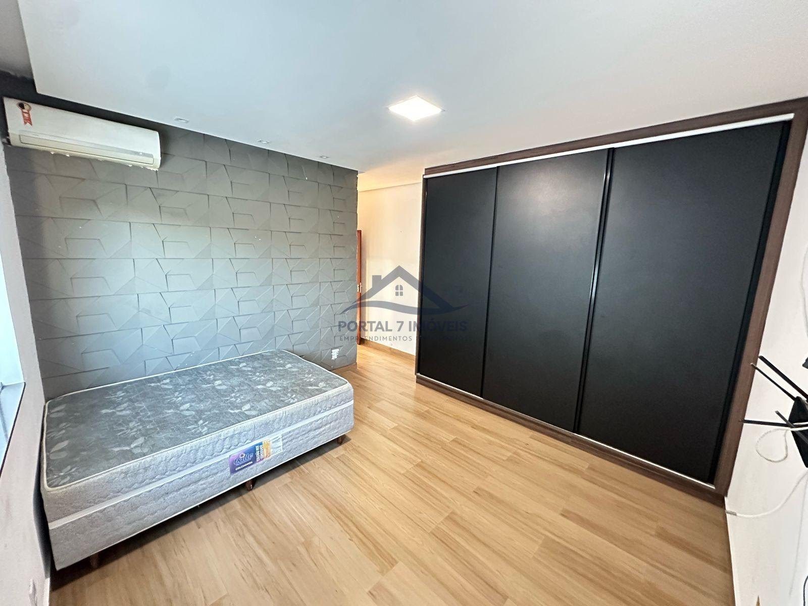 Casa à venda com 4 quartos, 1 suíte, 3 vagas e 300m² no Colorado, Sete Lagoas (MG) — foto 5 de 17