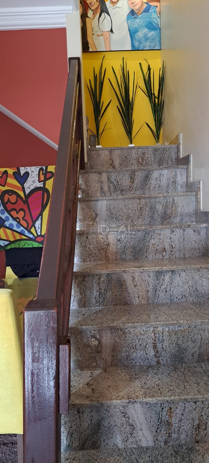 Casa duplex de 3 quartos para venda no Parque Joquei Club - Campos dos Goytacazes, RJ