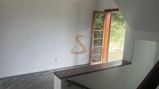 Casa à Venda em Jardim Sorirama - 230m², 3 Dormitórios