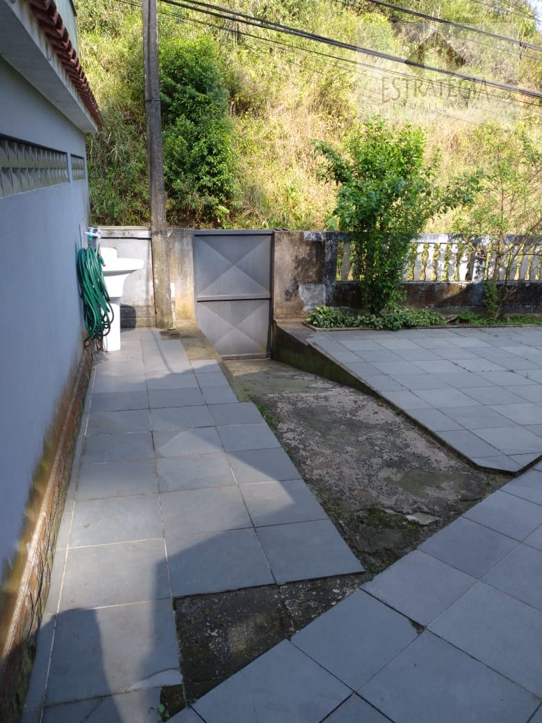 Casa à venda com 3 quartos, 3 banheiros, 2 vagas e 130m² no Bingen, Petrópolis (RJ) — foto 15 de 30