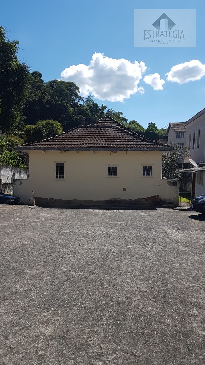 Casa à venda com 6 quartos, 5 suítes, 25 vagas e 214m² no Centro, Petrópolis (RJ) — foto 6 de 15