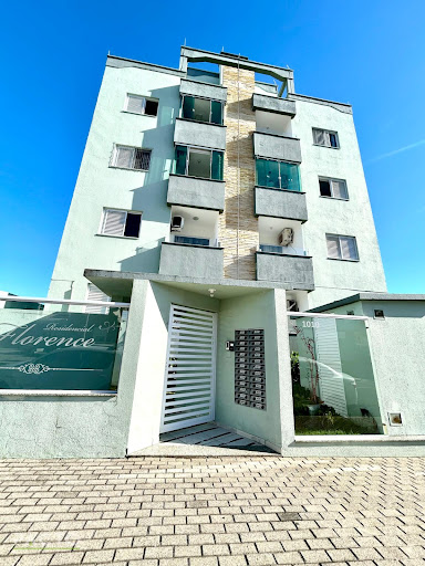Apartamento à venda em Urussanguinha, Araranguá | 59m²