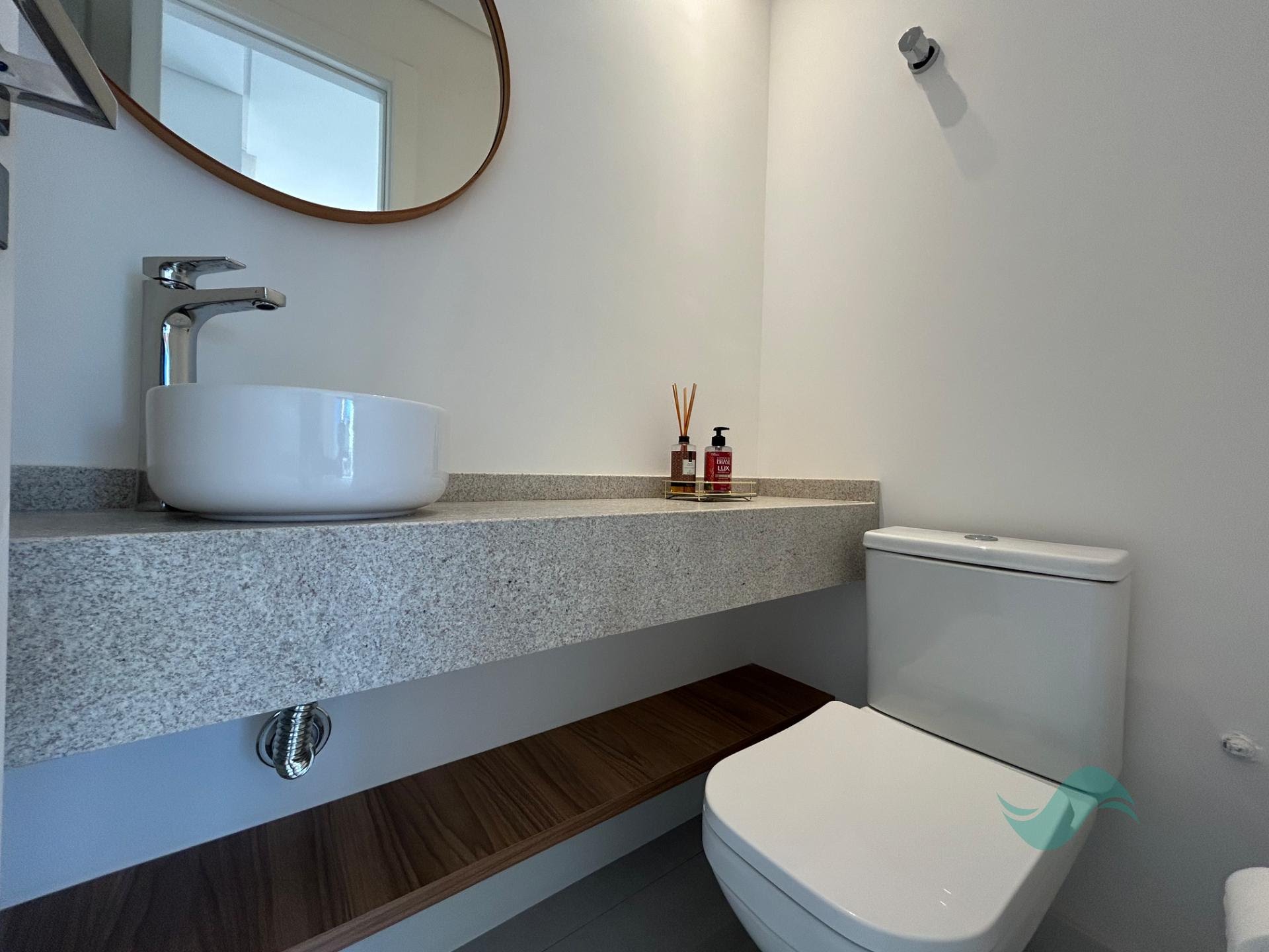 Apartamento à venda com 2 quartos, 2 suítes, 1 vaga e 75m² no Jurerê, Florianópolis (SC) — foto 8 de 11