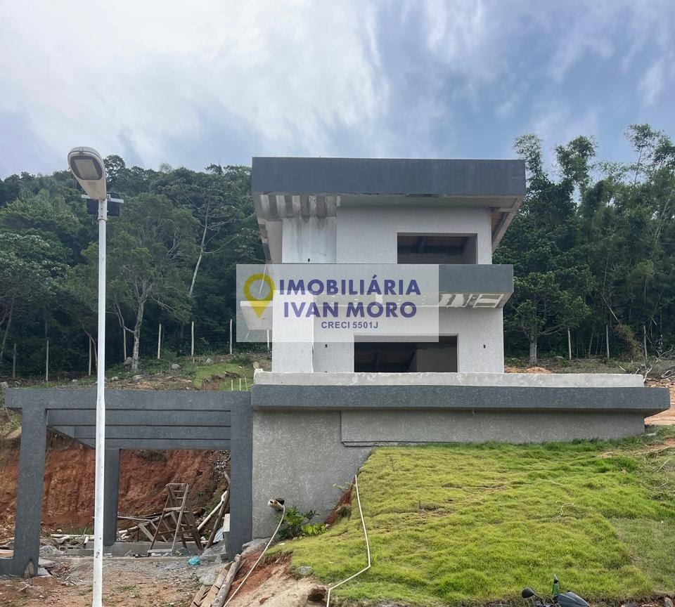 Casa à venda com 3 quartos, 2 suítes, 2 vagas e 325m² no Ingleses Norte, Florianópolis (SC) — foto 4 de 30