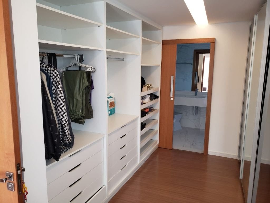 Casa à venda com 3 quartos, 3 suítes, 4 vagas e 500m² no Condomínio Country Club, Arujá (SP) — foto 14 de 28