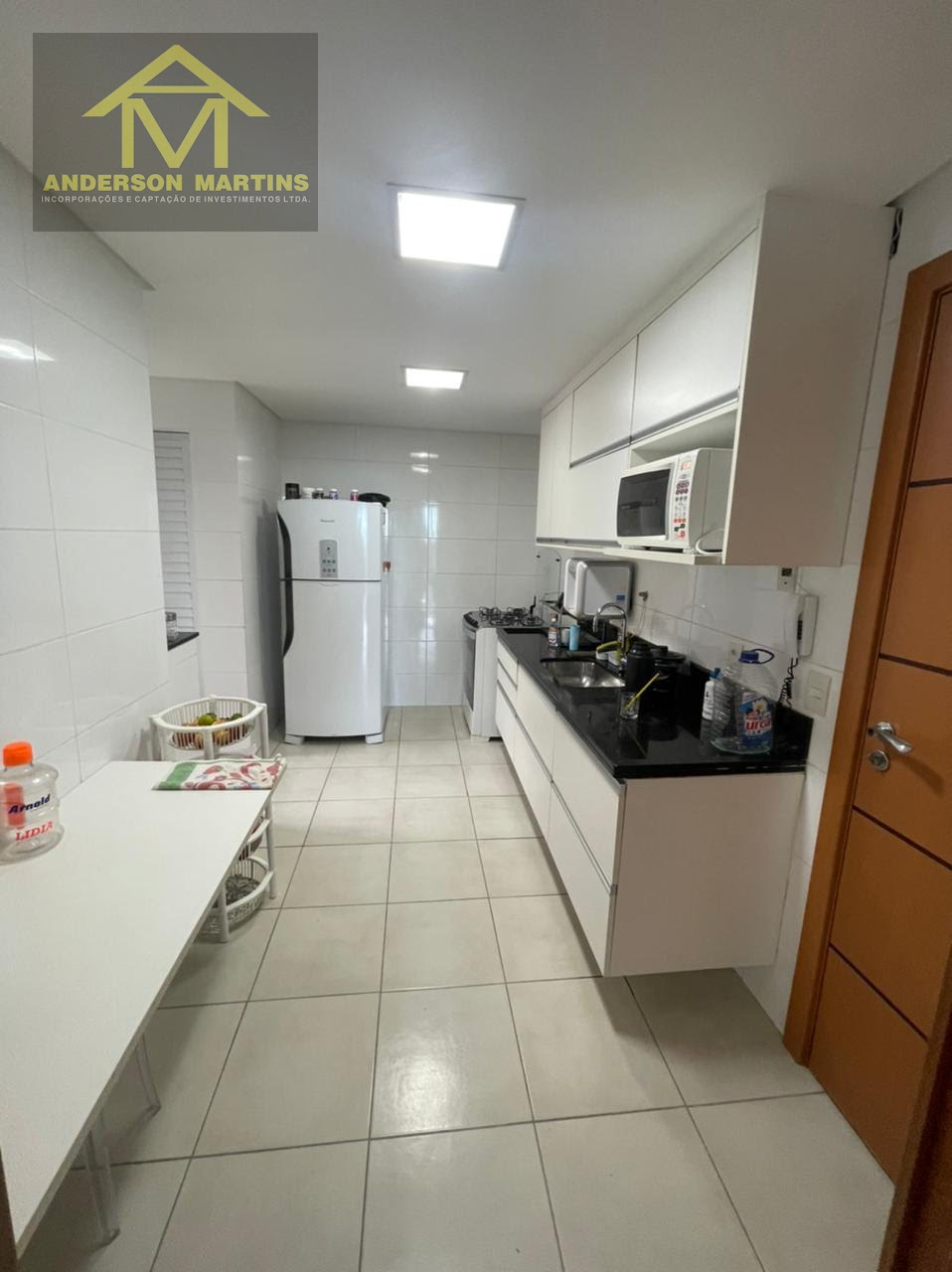 Cobertura à venda com 3 quartos, 3 banheiros, 3 vagas e 221m² no Praia de Itaparica, Vila Velha (ES) — foto 11 de 12