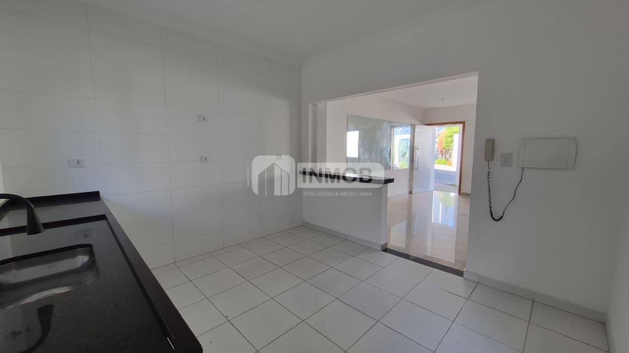 Casa à venda com 3 quartos, 1 suíte, 2 vagas e 119m² no Vila Areao, Taubaté (SP) — foto 9 de 30