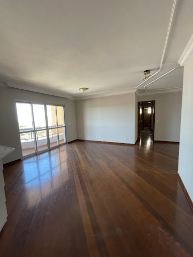 Apartamento em Jardim dos Estados  -  Campo Grande
