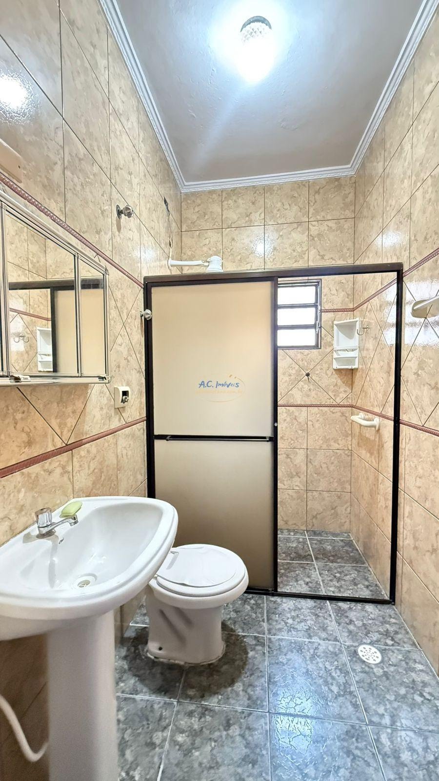 Casa à venda com 2 quartos, 1 suíte, 2 vagas e 70m² no Cidade Ocian, Praia Grande (SP) — foto 15 de 28