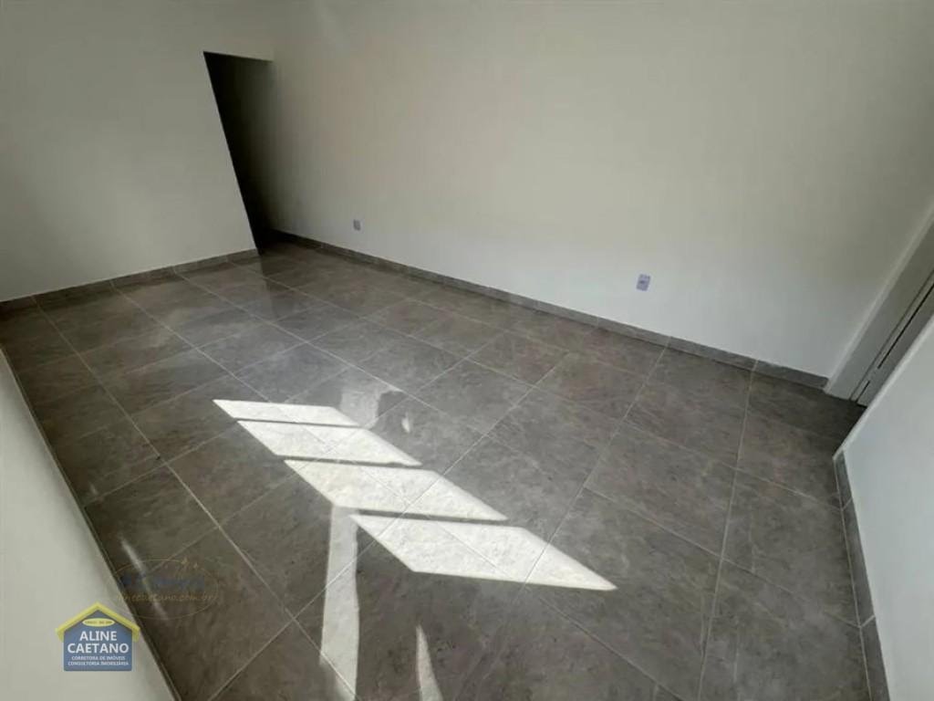 Casa à venda com 3 quartos, 1 suíte, 2 vagas e 194m² no Guilhermina, Praia Grande (SP) — foto 12 de 20