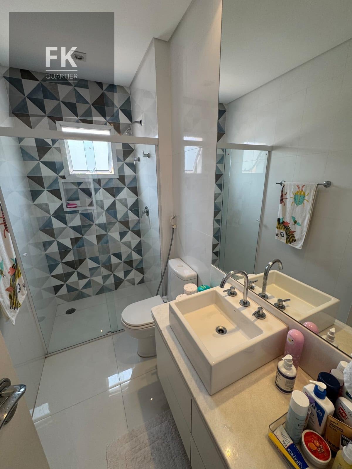 Casa à venda com 4 quartos, 4 suítes, 2 vagas e 290m² no Tamboré, Santana de Parnaíba (SP) — foto 18 de 22