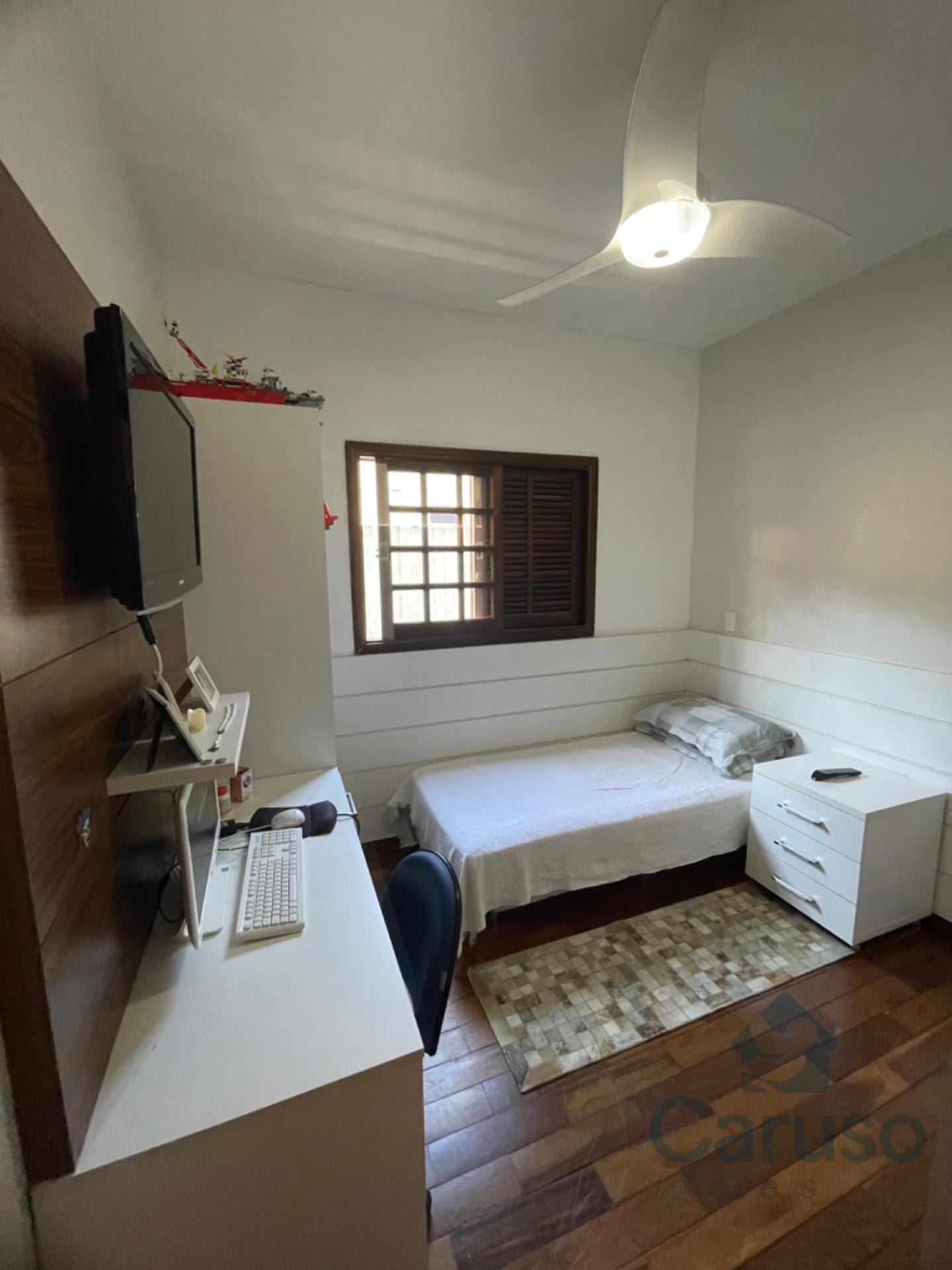 Casa à venda com 3 quartos, 1 suíte, 4 vagas e 200m² no Condomínio Arujazinho IV, Arujá (SP) — foto 6 de 24