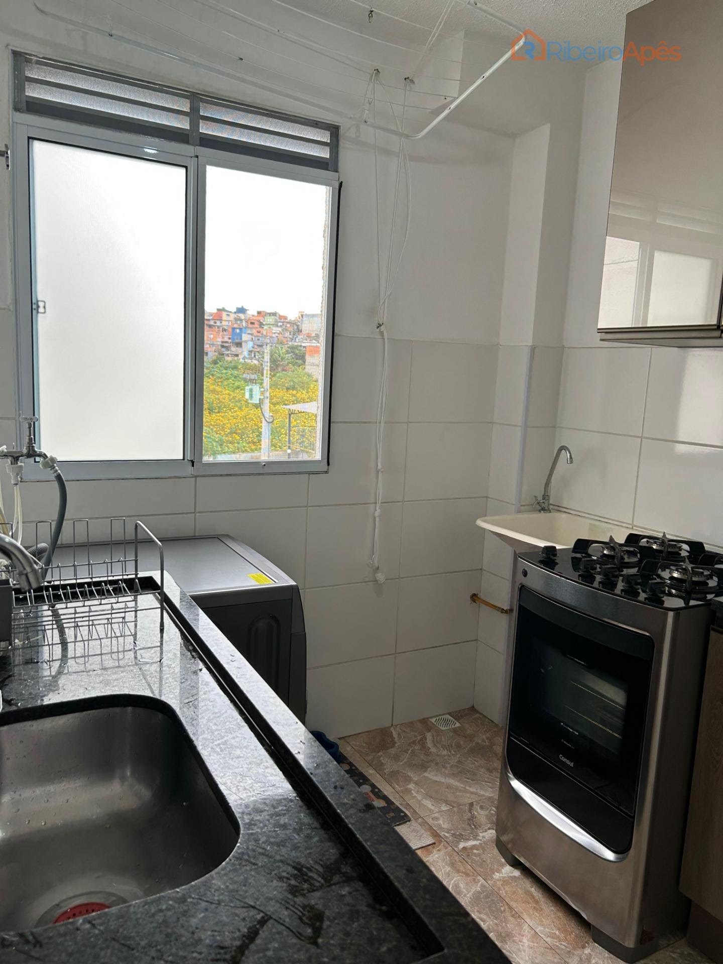 Cozinha e área de serviço