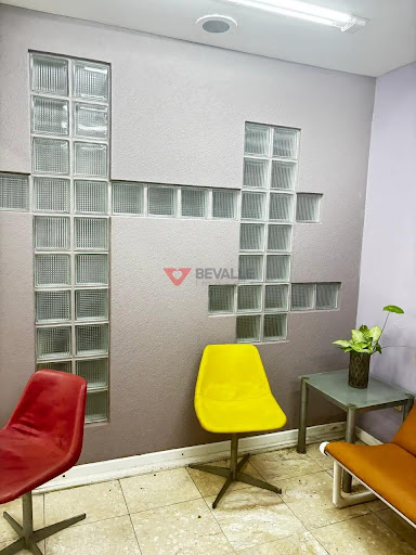 Casa à Venda na Urca RJ: 5 Quartos, 3 Banheiros por R$1.599.000